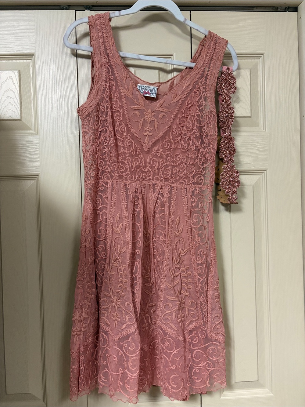 Yoana Baraschi Dusty Rose Lace Sleeveless Dress